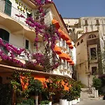 Marconi Hotel