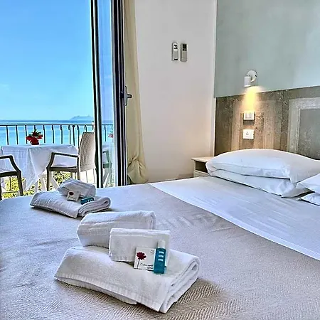 Marconi Hotel
